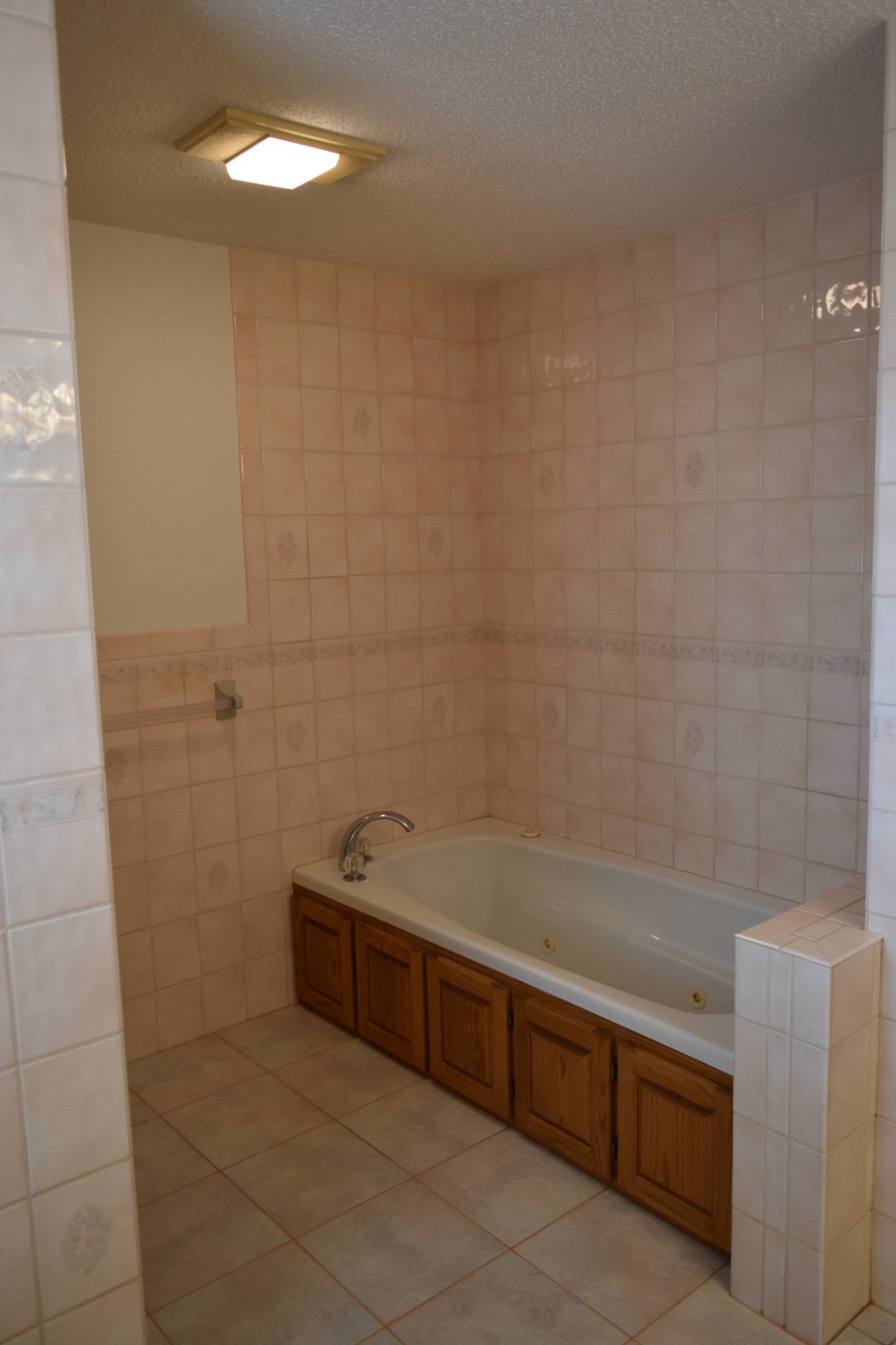 1454 Stagecoach Road Sewanee, TN 37375 - Photo 37 of 71 a bathroom with a bathtub and a shower