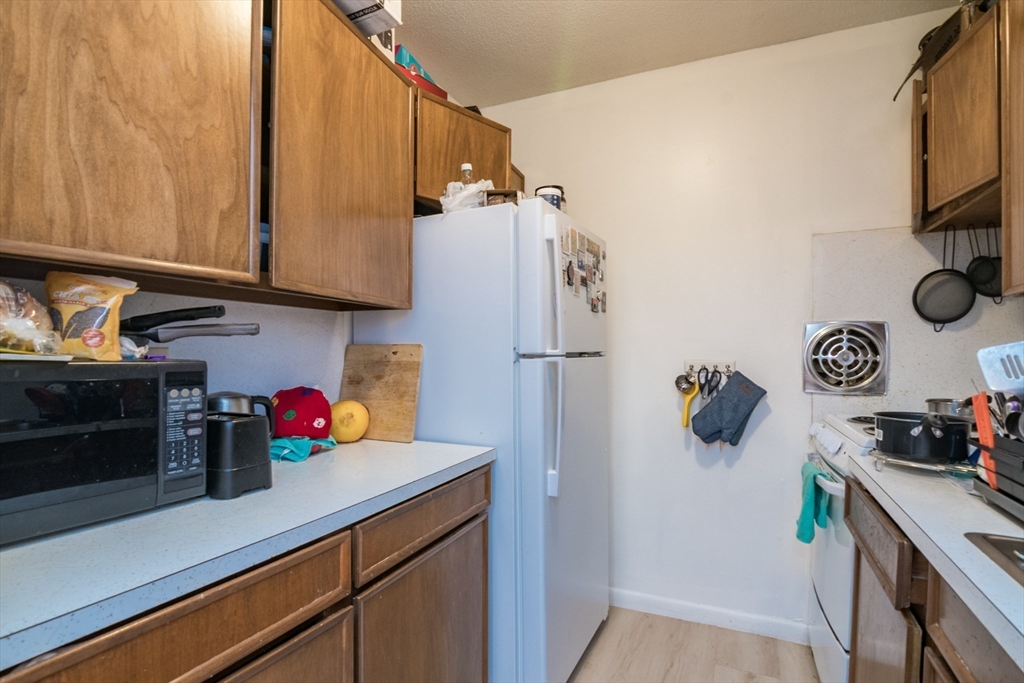 21 Turners Falls Road Montague, MA 01376 - Photo 19 of 26