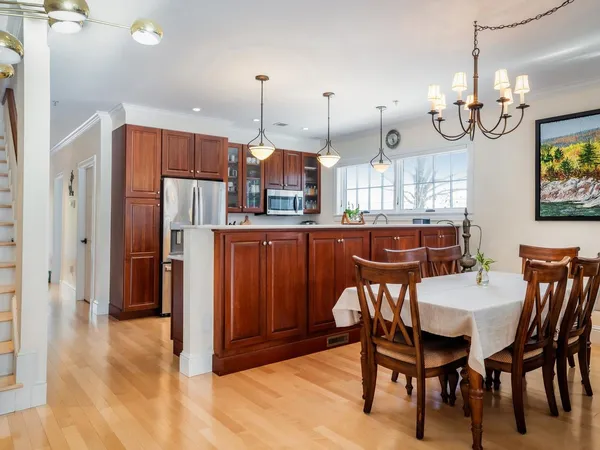 $1,030,000 | 345 Morgan Drive, Shelburne, VT 05482
