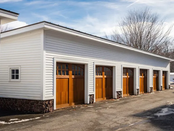 $1,030,000 | 345 Morgan Drive, Shelburne, VT 05482