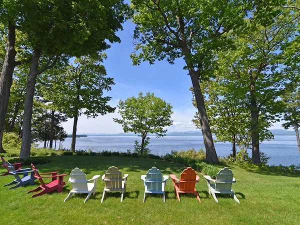 $1,030,000 | 345 Morgan Drive, Shelburne, VT 05482