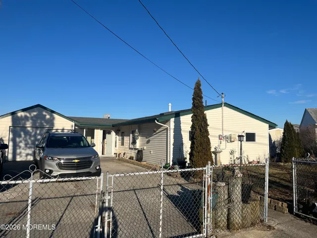 $420,000 | 149 East Susquehanna Drive, Little Egg Harbor, NJ 08087