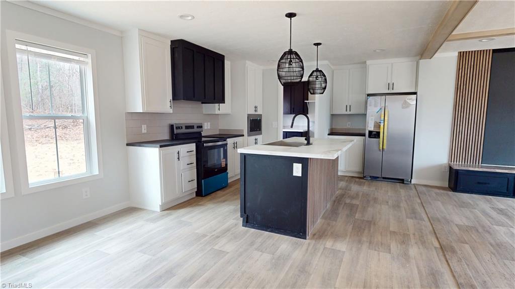 263 Mt Pleasant Church Road State Road, NC 28676 - Photo 5 of 43