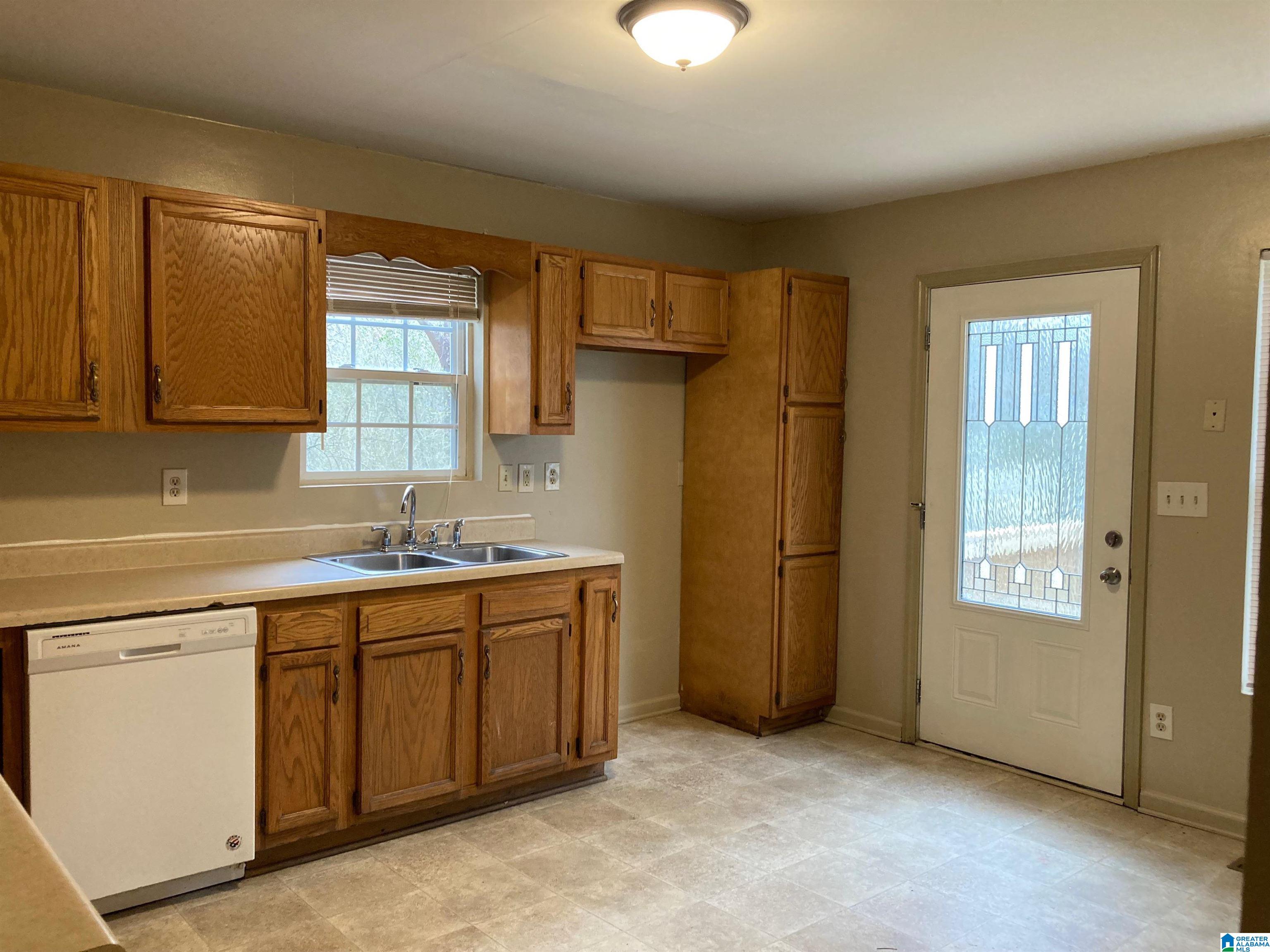 3262 Mulga Loop Road Birmingham, AL 35224 - Photo 6 of 22