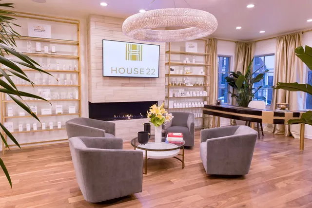 $7,995,000 | 22 East Elm Street, Chicago, IL 60611