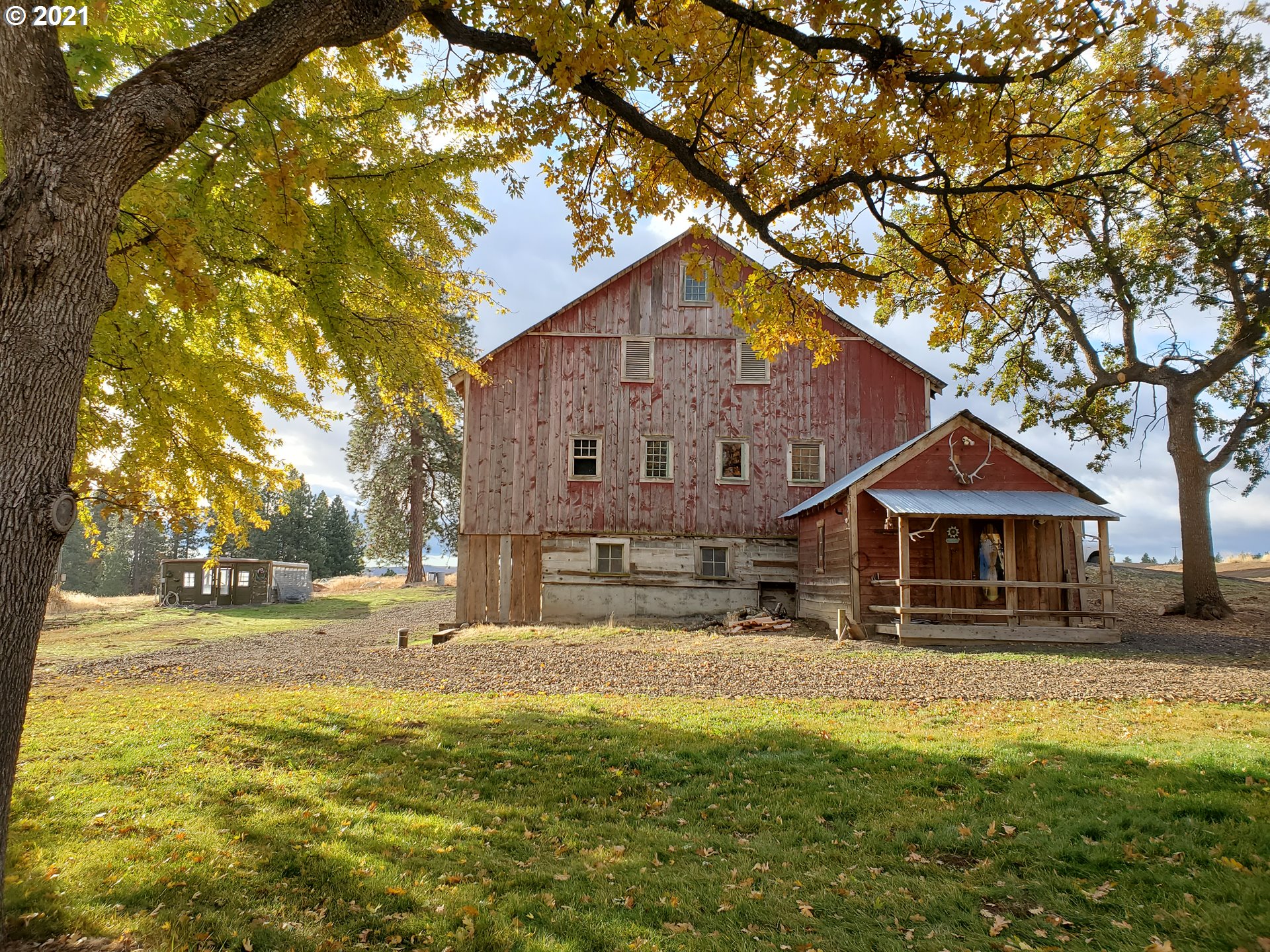 81209 Burtner Road Dufur, OR 97021 - Photo 3 of 27 Gallery Image 3