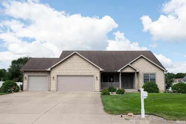 $449,500 | 58355 Crossview Lane, Osceola, IN 46561
