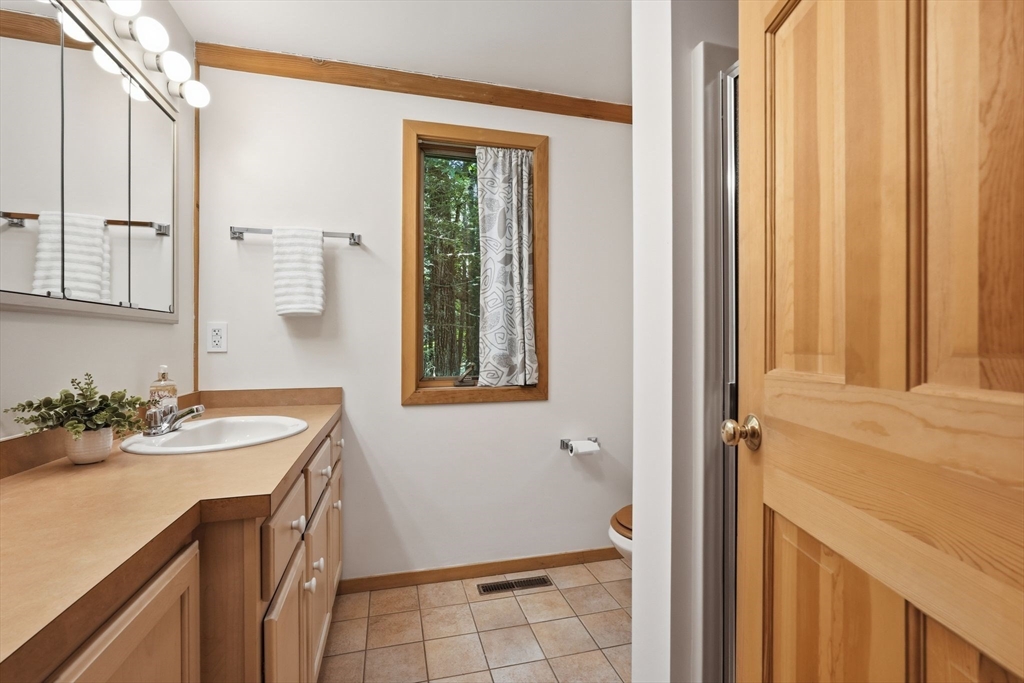 470 Montague Road Sunderland, MA 01375 - Photo 18 of 42