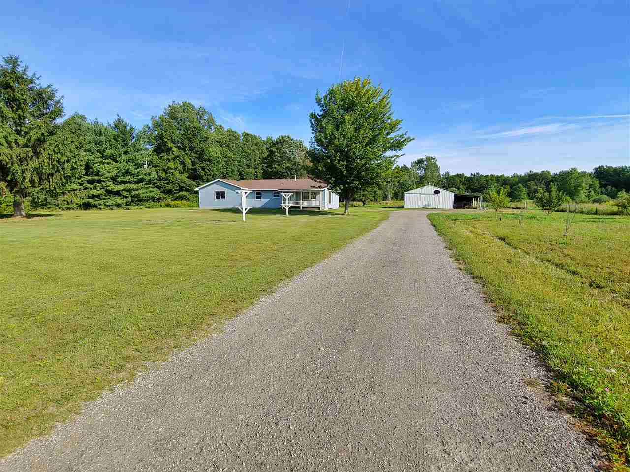 12304 Lake Road Montrose, MI 48457 - Photo 9 of 42