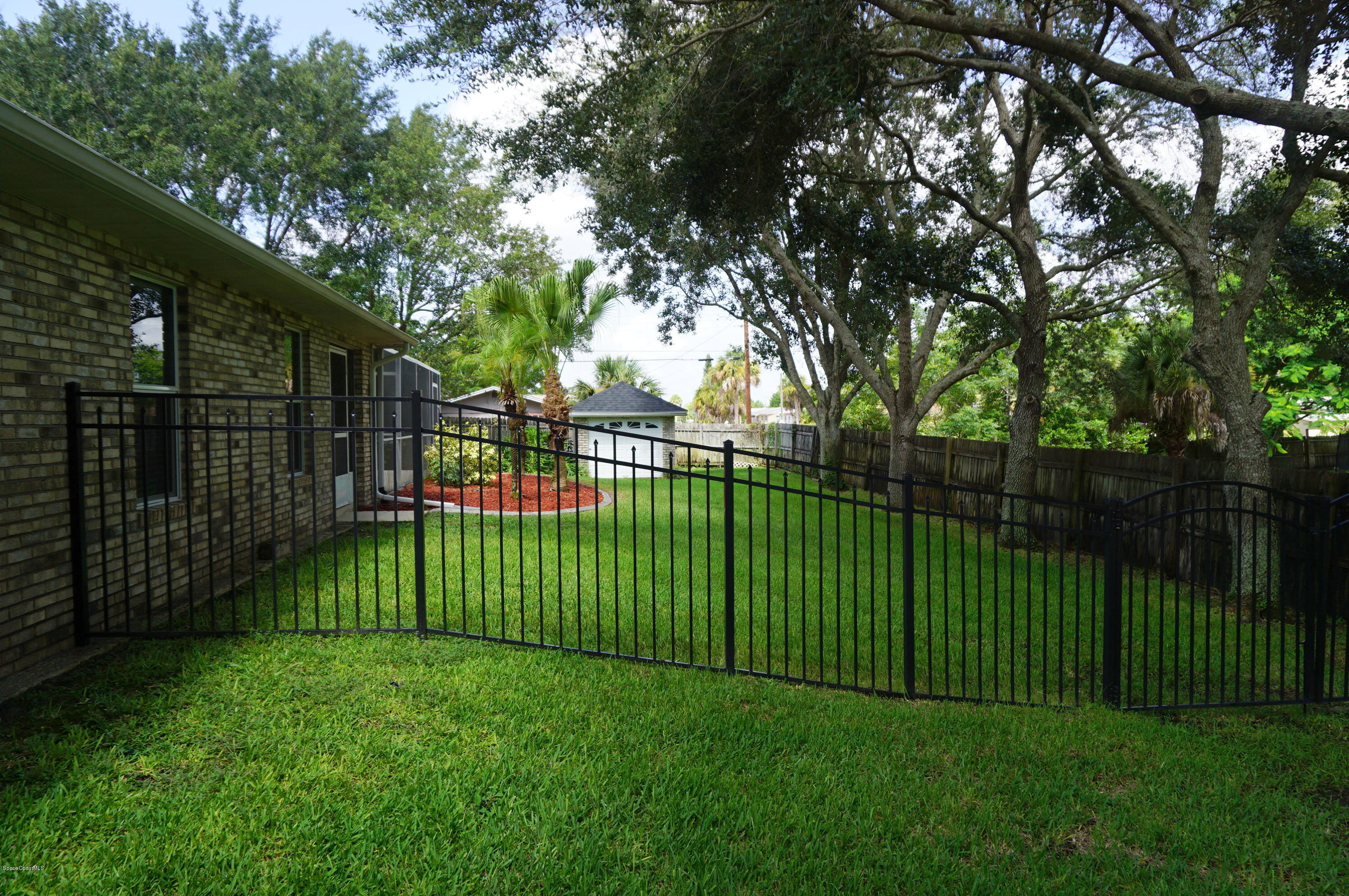 3668 South Ridge Circle Titusville, FL 32796 - Photo 4 of 46 DSC01902