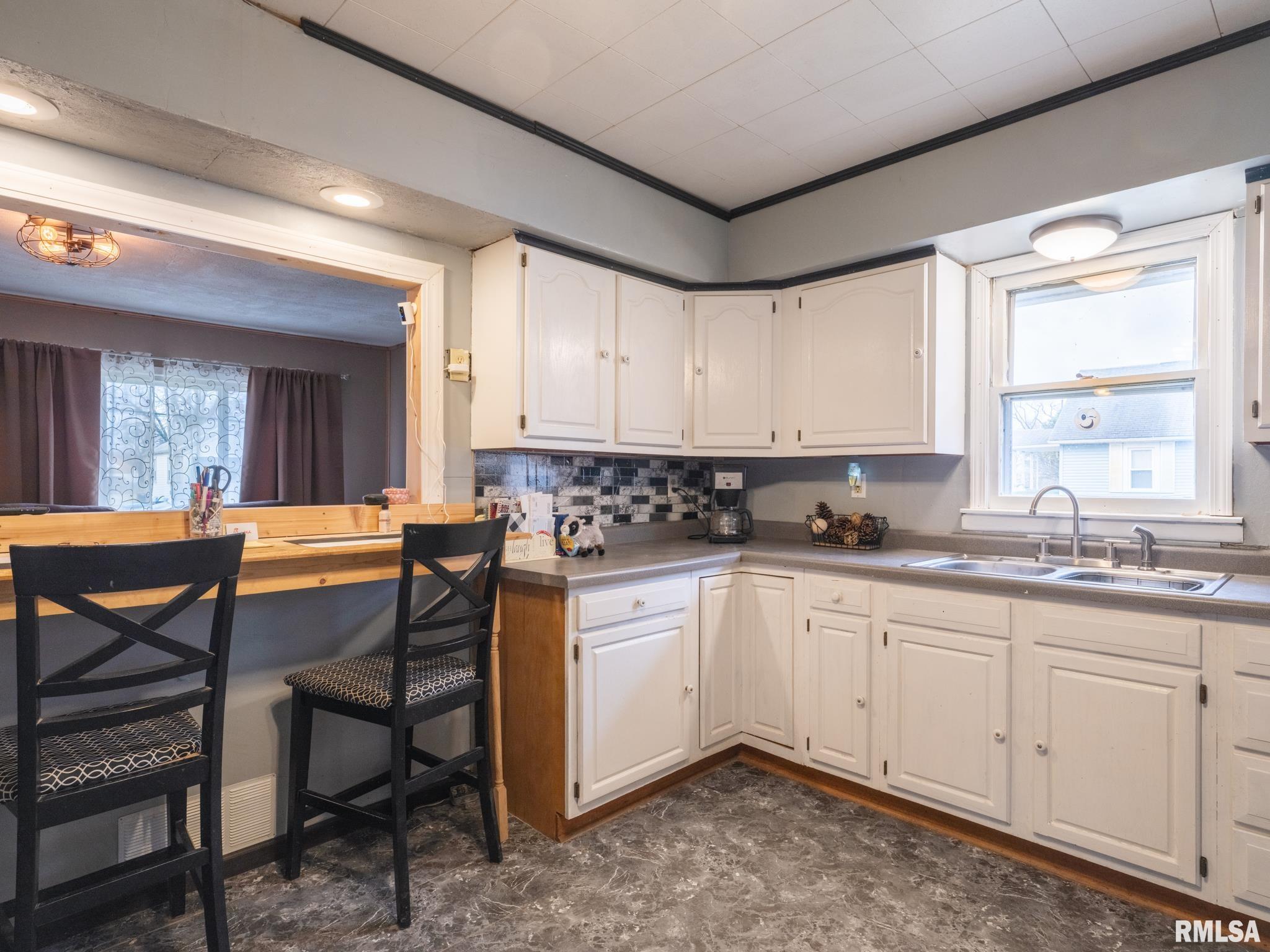 313 Ritchie Street East Peoria, IL 61611 - Photo 11 of 48 Gallery Image 11