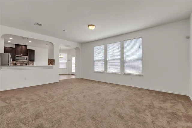 $2,250 | 6729 Horseshoe Pond Drive, Del Valle, TX 78617