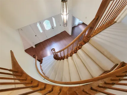 $485,000 | 3 Thunderbird Circle, Baytown, TX 77521