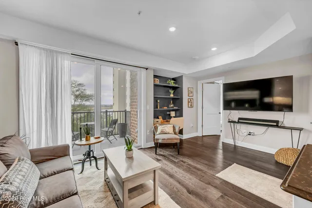 $449,000 | 10 Grace Street, Unit 403, Wilmington, NC 28401