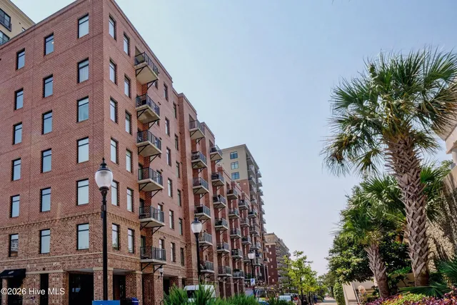 $449,000 | 10 Grace Street, Unit 403, Wilmington, NC 28401