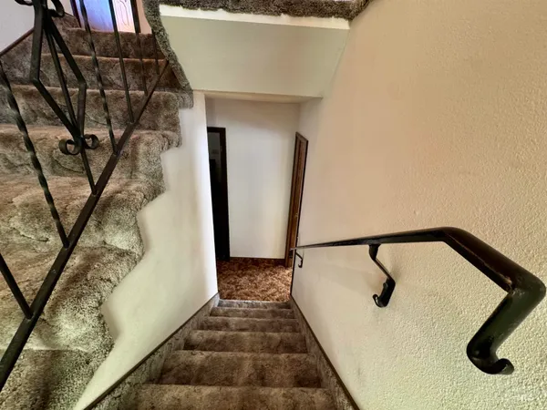 $899,900 | 252 Wingfield Lane, White Bird, ID 83554