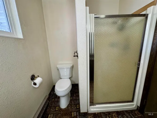 $899,900 | 252 Wingfield Lane, White Bird, ID 83554