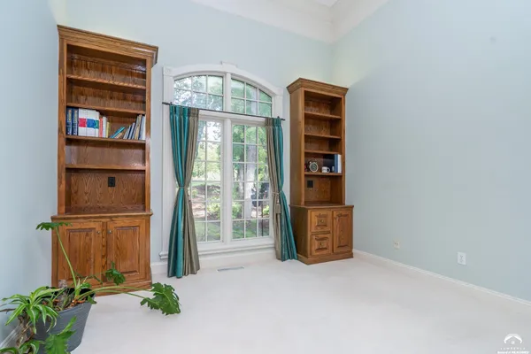 $1,270,000 | 204 Fall Creek Road, Lawrence, KS 66049