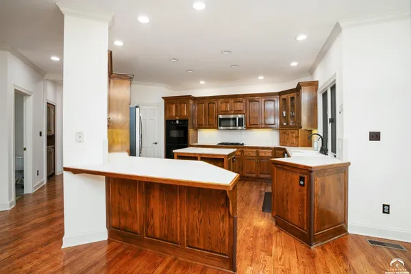 $1,270,000 | 204 Fall Creek Road, Lawrence, KS 66049