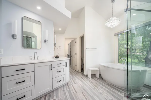 $1,270,000 | 204 Fall Creek Road, Lawrence, KS 66049