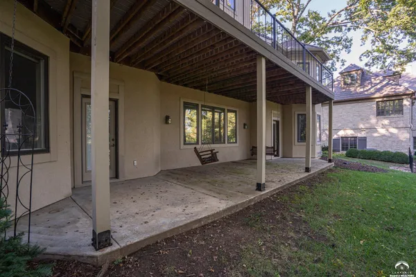 $1,270,000 | 204 Fall Creek Road, Lawrence, KS 66049