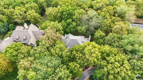 $1,270,000 | 204 Fall Creek Road, Lawrence, KS 66049
