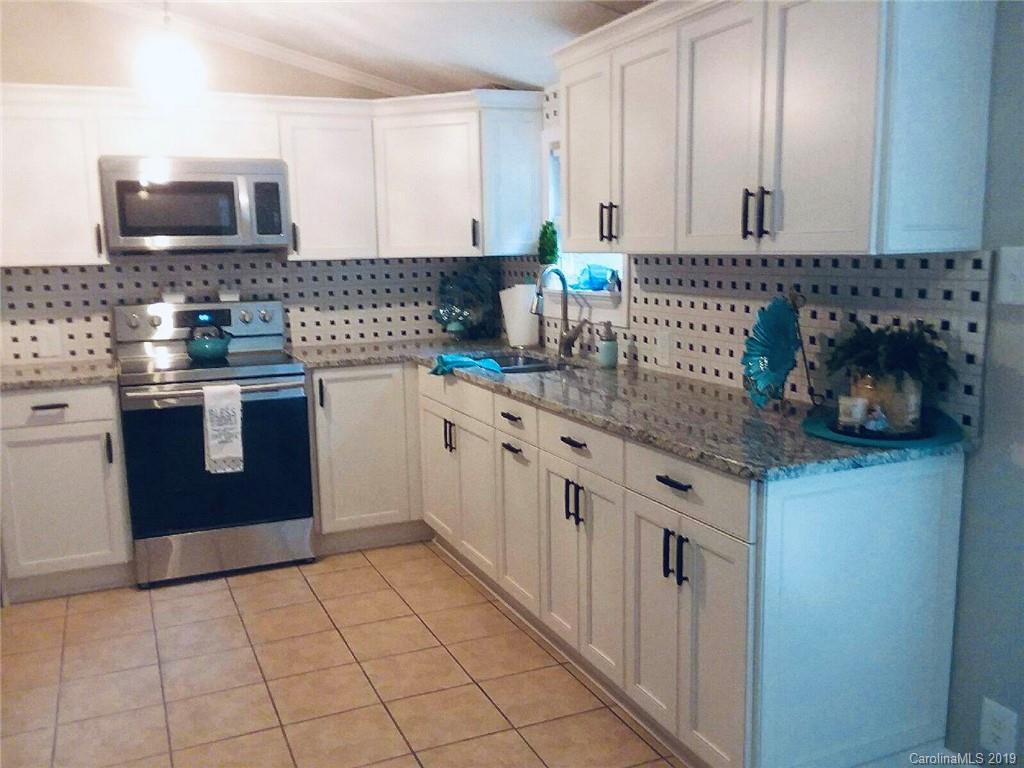 247 Salemview Road Gastonia, NC 28052 - Photo 3 of 28 Gallery Image 3
