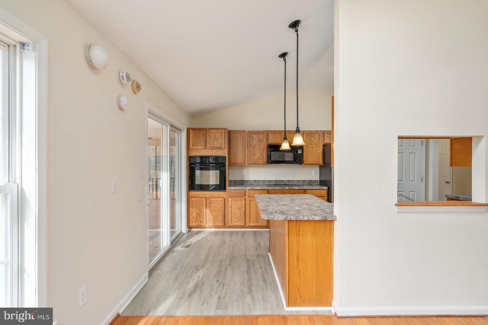 205 Freedom Road Locust Grove, VA 22508 - Photo 9 of 34