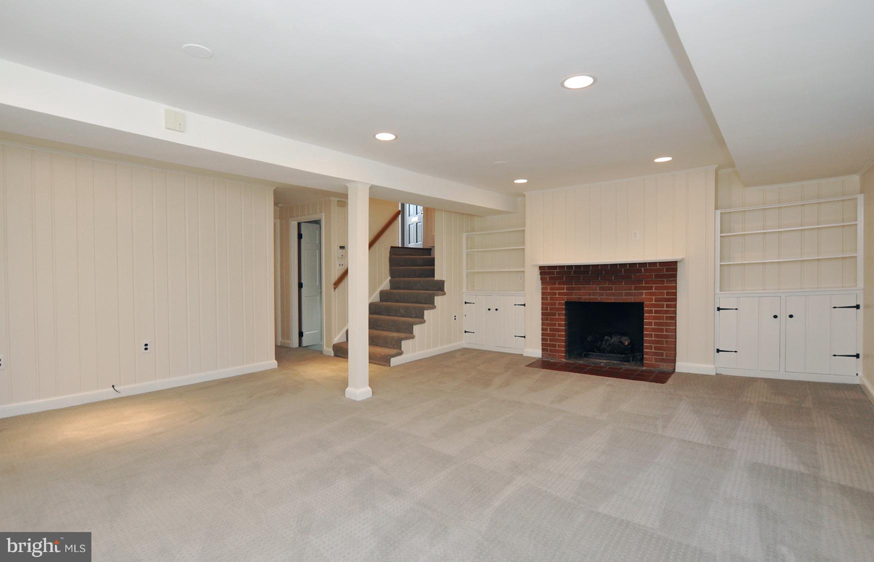 5715 Ogden Road Bethesda, MD 20816 - Photo 15 of 30 Family Room