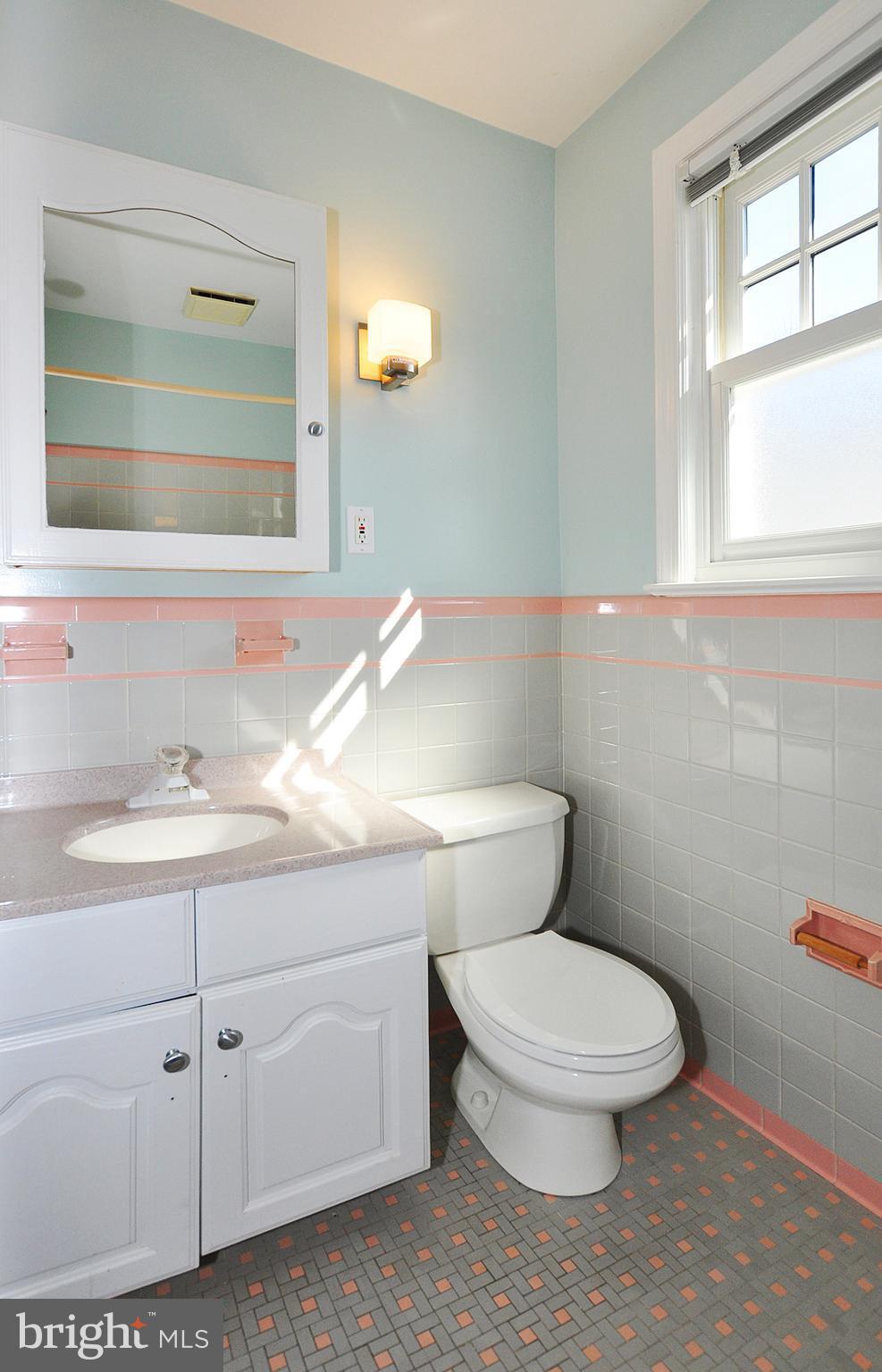 5715 Ogden Road Bethesda, MD 20816 - Photo 24 of 30 Bath; Hall Bathroom