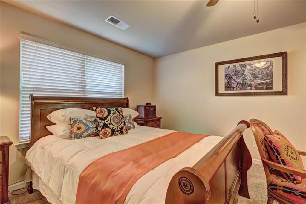 609 Caledon Way Hampton, GA 30228 - Photo 37 of 59