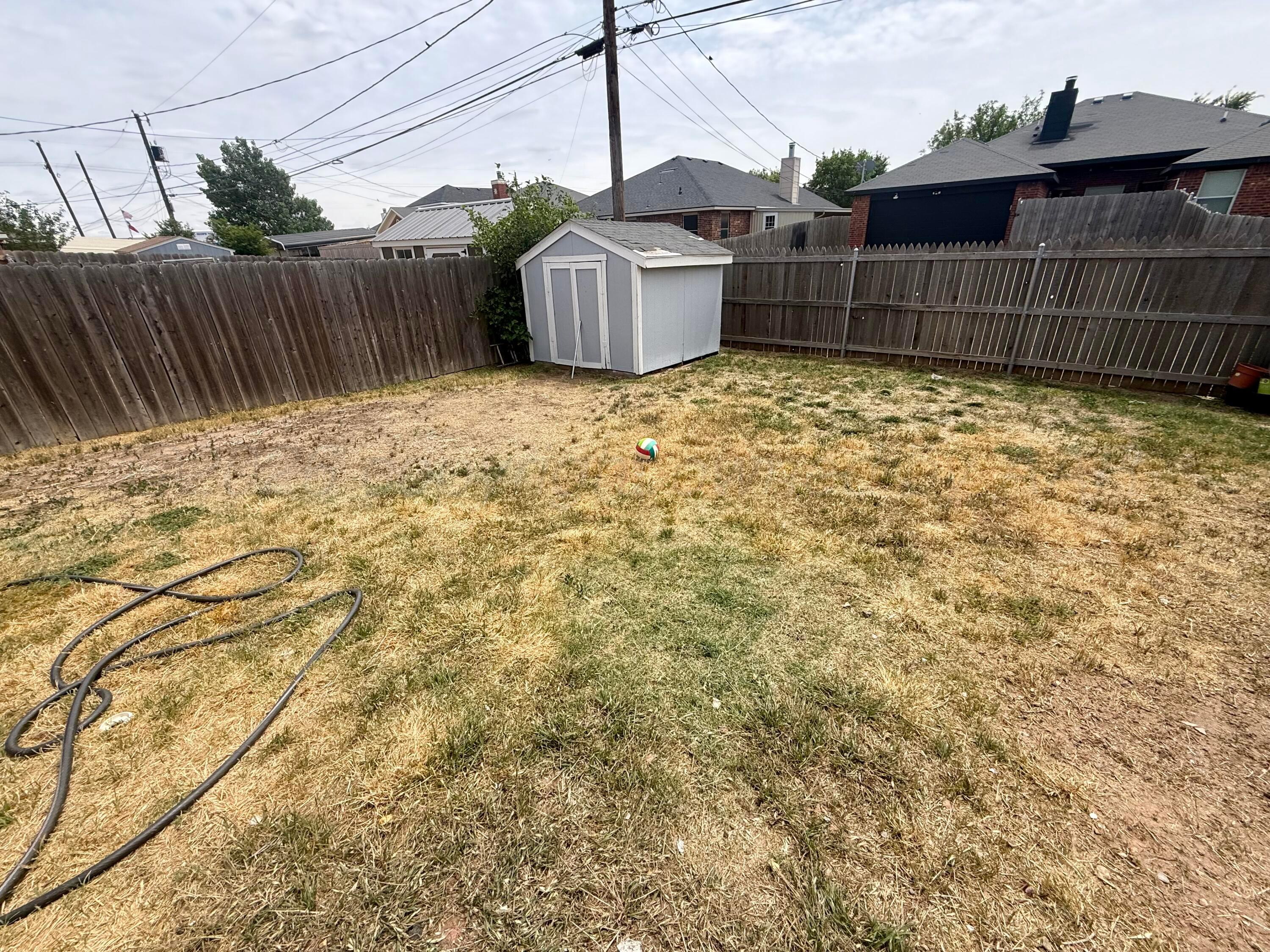1007 Pagoda Drive Amarillo, TX 79110 - Photo 28 of 30 Backyard