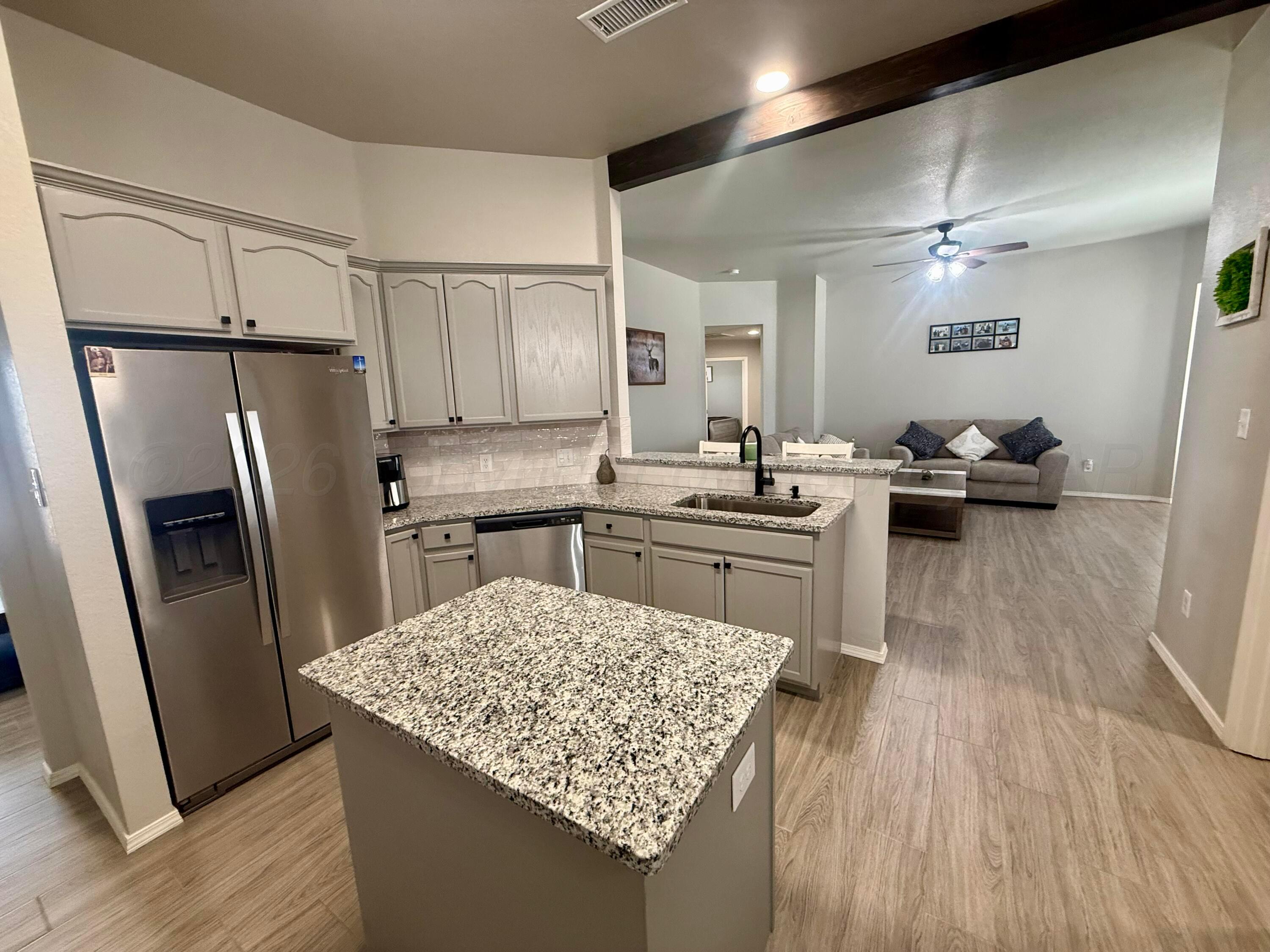1007 Pagoda Drive Amarillo, TX 79110 - Photo 10 of 30 Kitchen