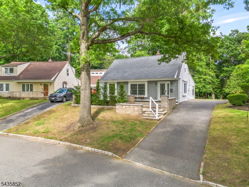 15 Nestro Road West Orange, NJ 07052 - Photo 1 of 33