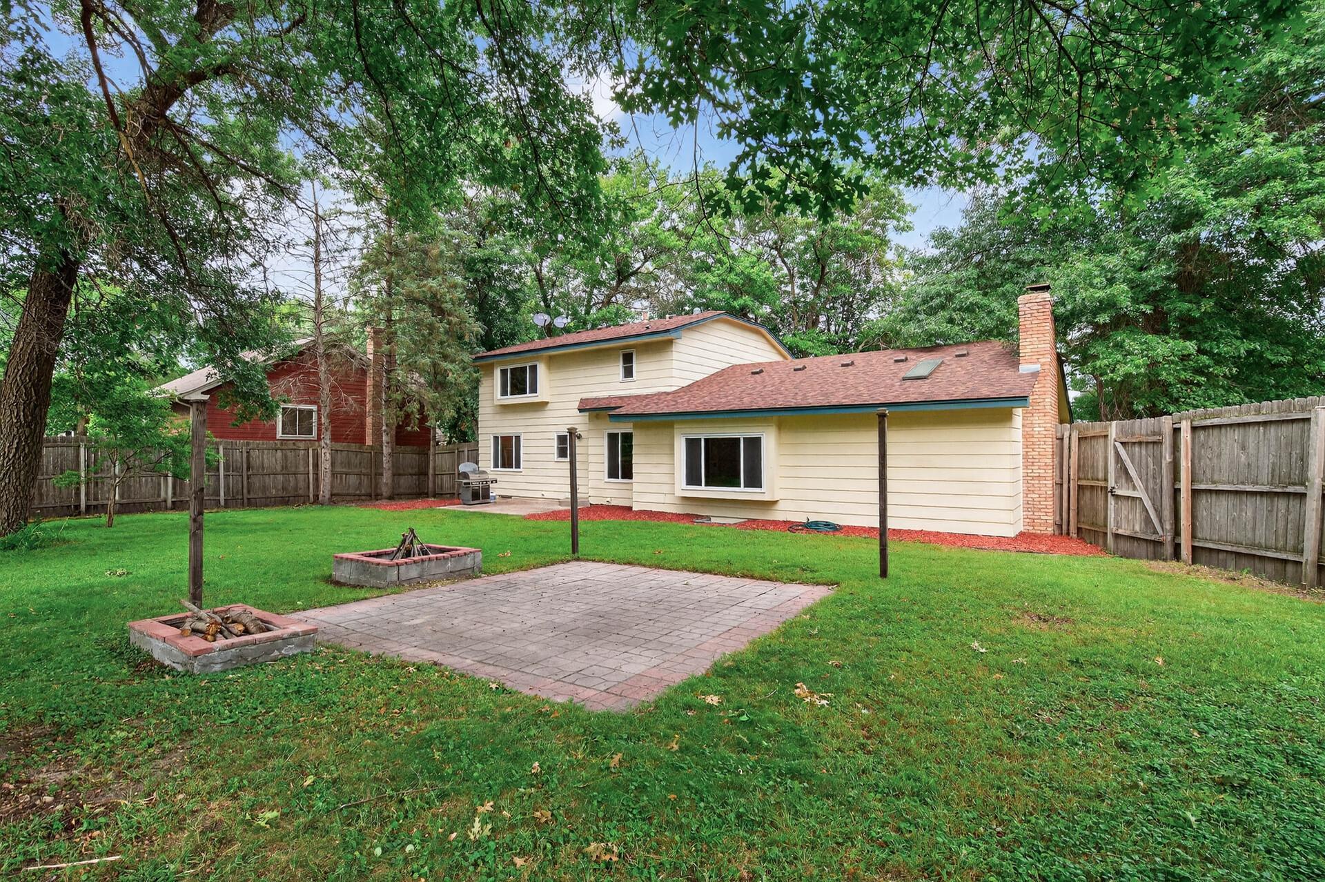 12092 Butternut Street Northwest Coon Rapids, MN 55448 - Photo 2 of 51