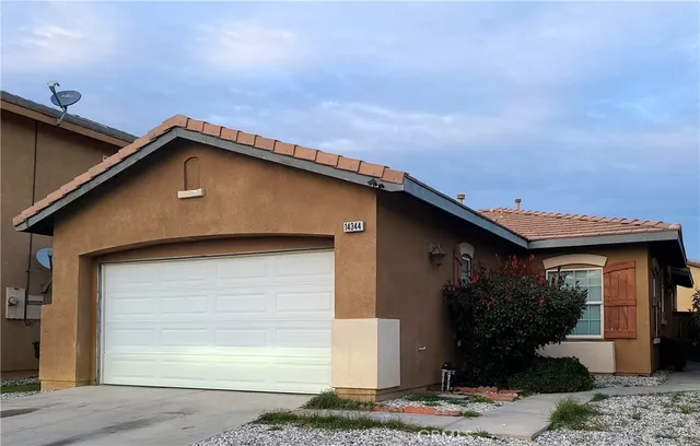$2,150 | 14344 Honey Hill Street, Victorville, CA 92394