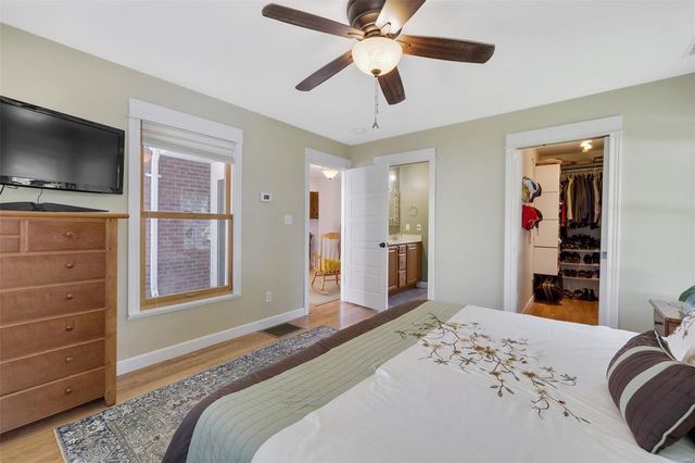 $455,000 | 3355 Oxford Boulevard, Maplewood, MO 63143