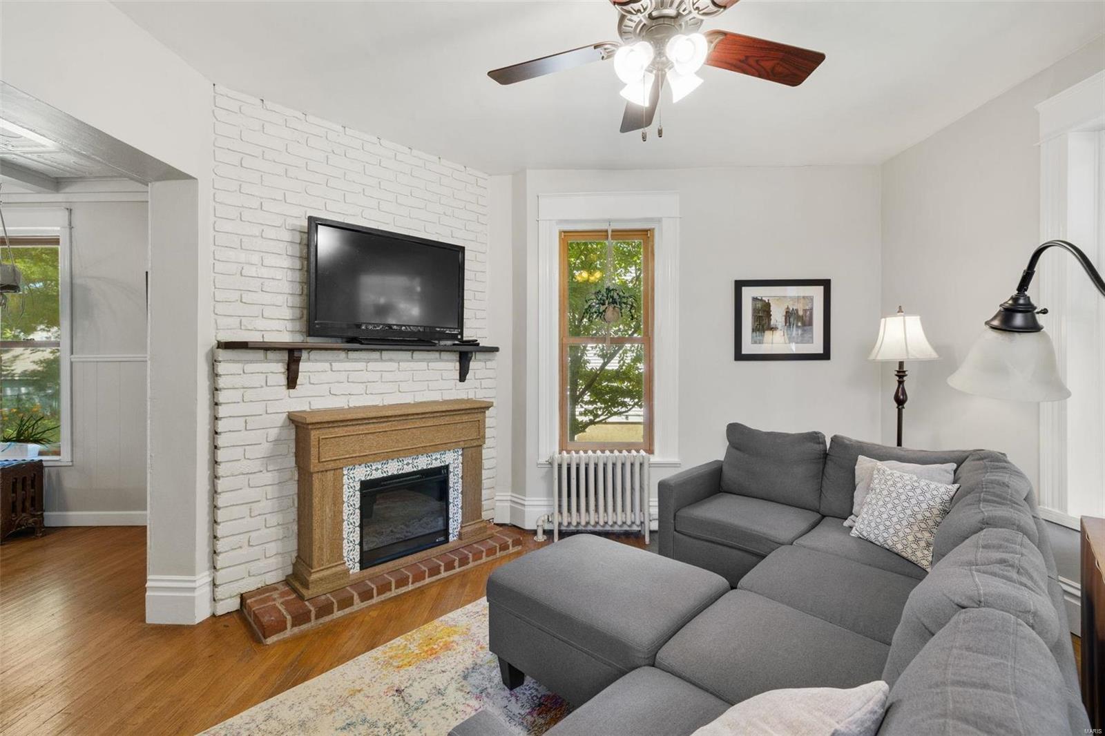 3355 Oxford Boulevard Maplewood, MO 63143 - Photo 7 of 41