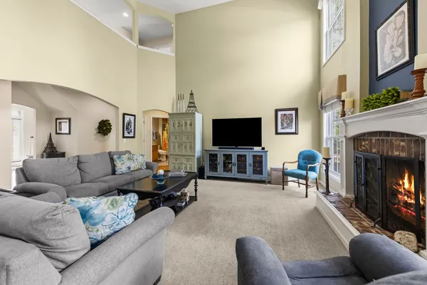 $1,050,000 | 3803 Royal Portrush Drive, Naperville, IL 60564