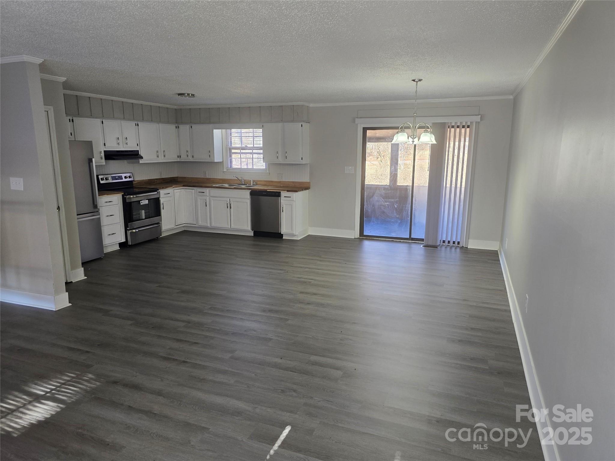 5636 Sandhurst Road Hickory, NC 28602 - Photo 16 of 31 Gallery Image 16
