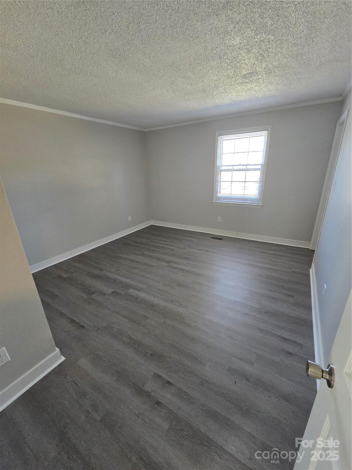 5636 Sandhurst Road Hickory, NC 28602 - Photo 21 of 31 Gallery Image 21