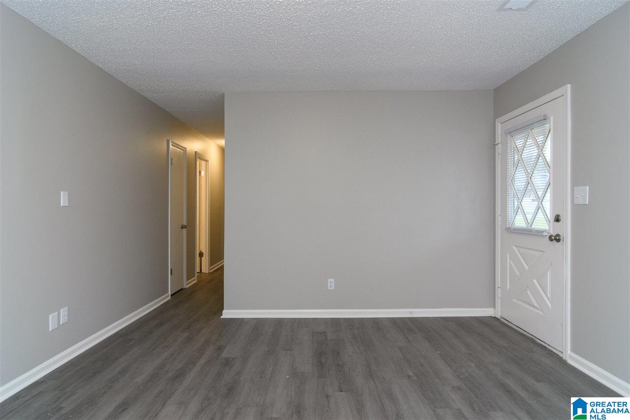 105 Pebble Lane Alabaster, AL 35007 - Photo 2 of 29