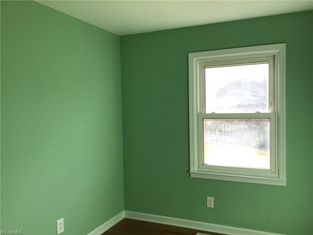 414 Red Barn Road Lexington, NC 27292 - Photo 13 of 26 Gallery Image 13