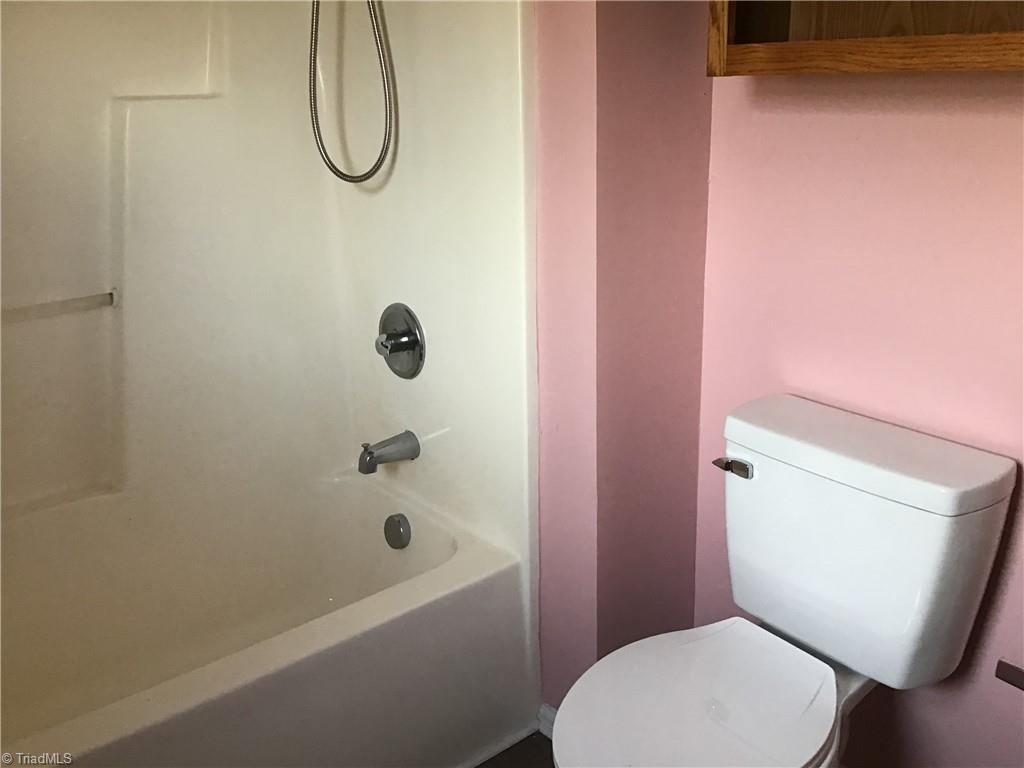 414 Red Barn Road Lexington, NC 27292 - Photo 19 of 26 Gallery Image 19