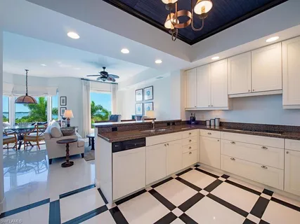 $1,525,000 | 5051 Pelican Colony Boulevard, Unit 303, Bonita Springs, FL 34134