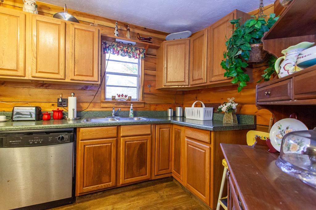 1202 Anthony Branch Road Robbinsville, NC 28771 - Photo 16 of 46 Gallery Image 16