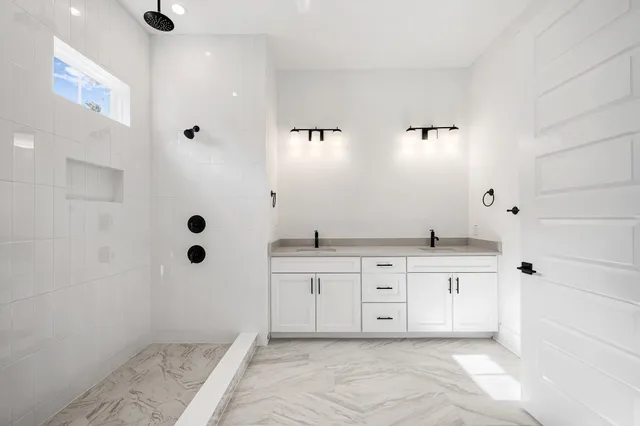 $865,000 | 1872 Arsburn Road, Charleston, SC 29412