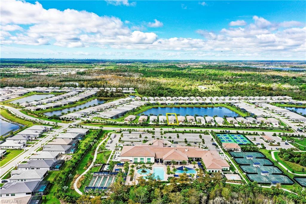11857 Hydrangea Place Naples, FL 34120 - Photo 49 of 50 a view of a city