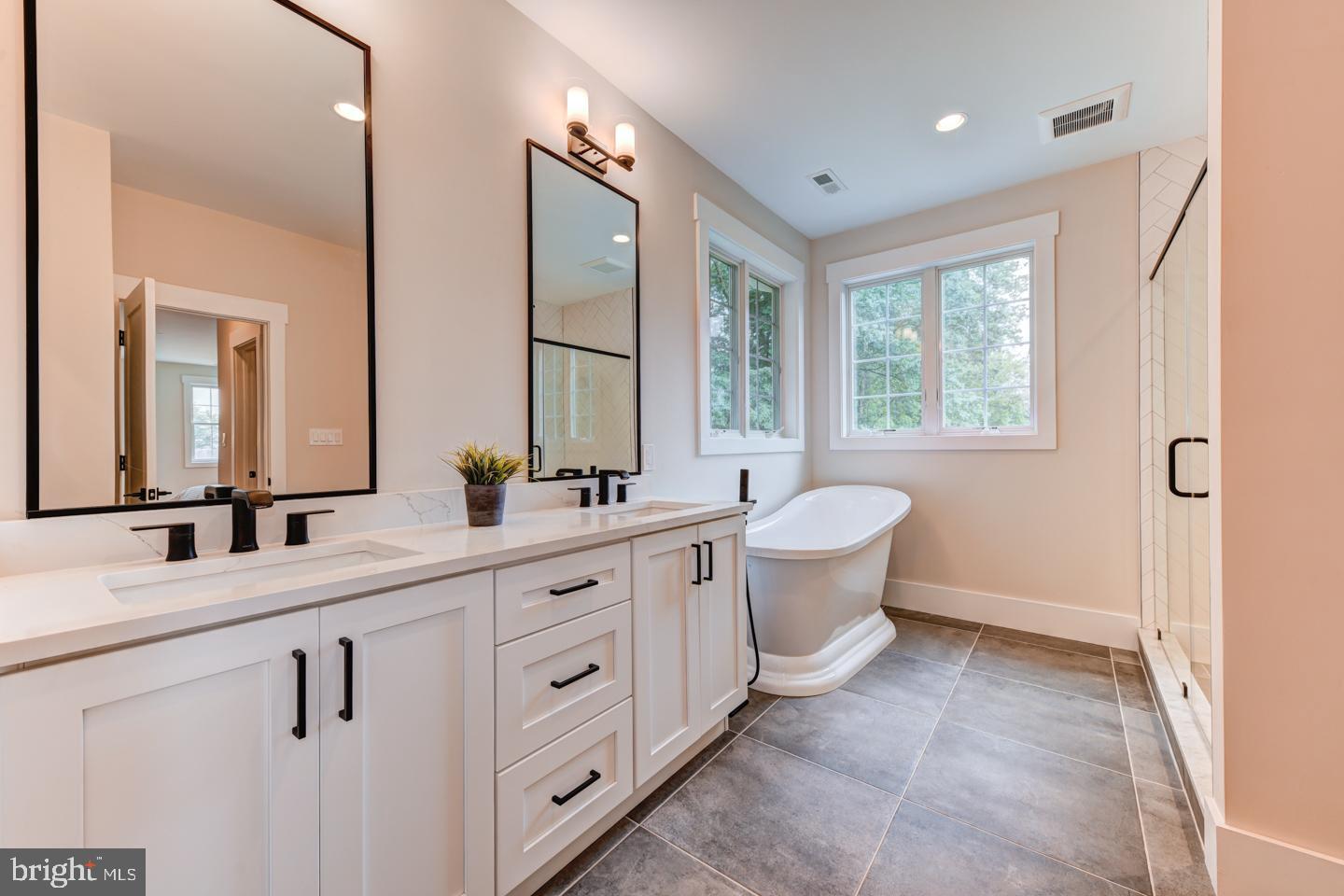 694 Cathcart Road Blue Bell, PA 19422 - Photo 32 of 50