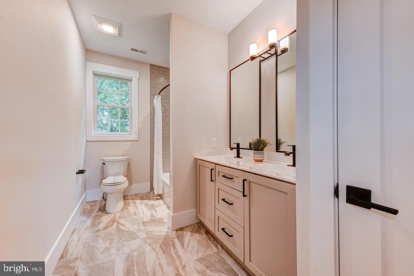 694 Cathcart Road Blue Bell, PA 19422 - Photo 37 of 50